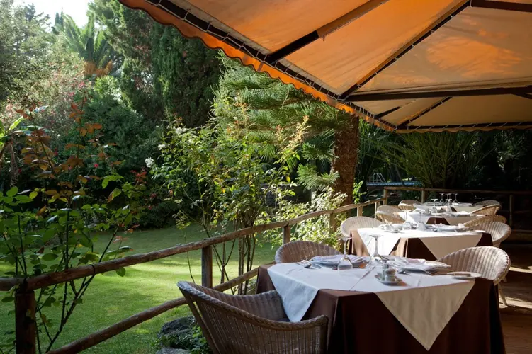 Buffet Restaurant – Bild 11 von 12