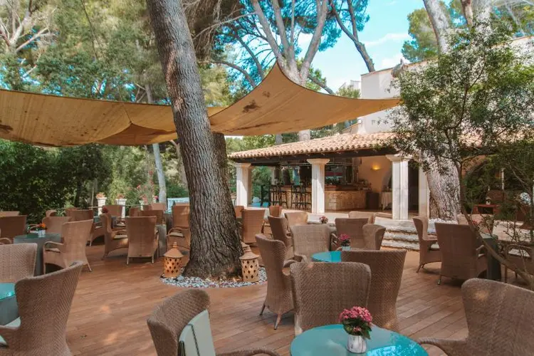 Pool-Bar Pool – Bild 8 von 10