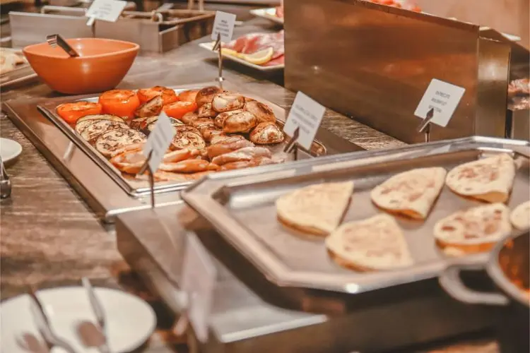 Buffet Restaurant – Bild 2 von 12