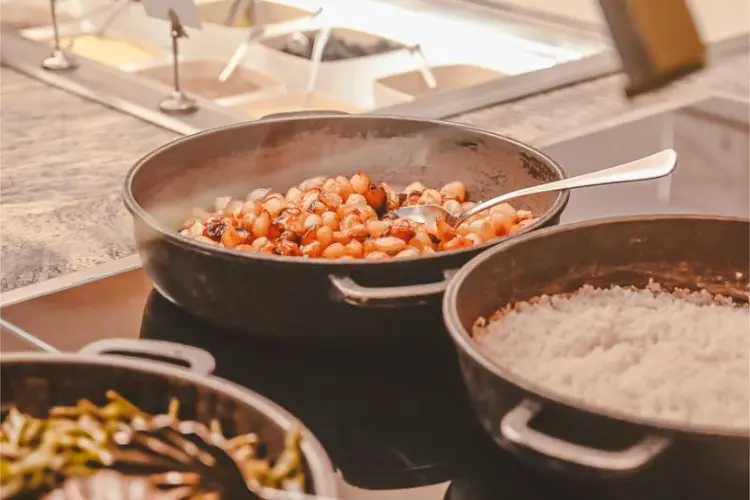 Buffet Restaurant – Bild 4 von 12