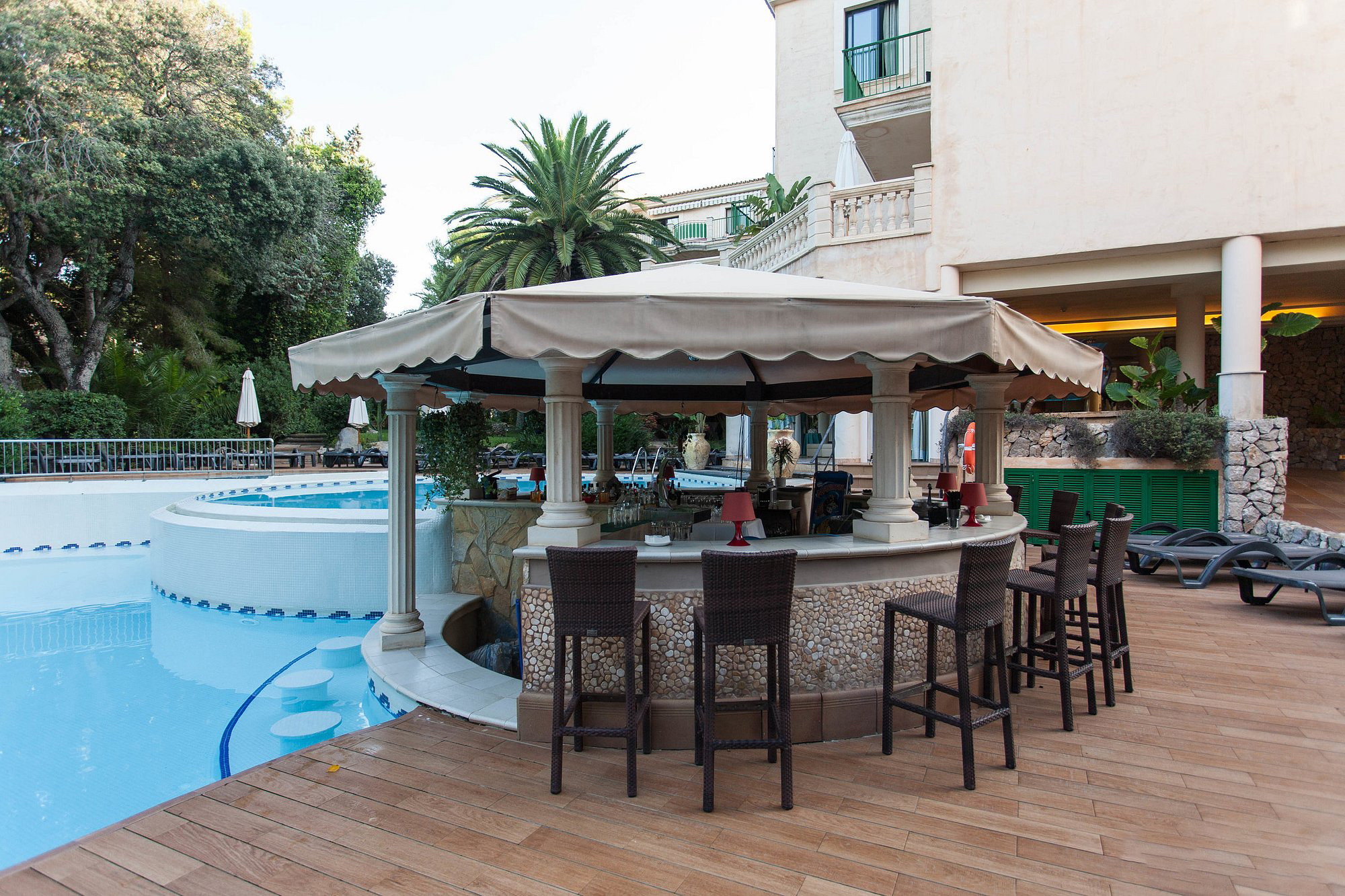 Pool-Bar Pool – Bild 2 von 10